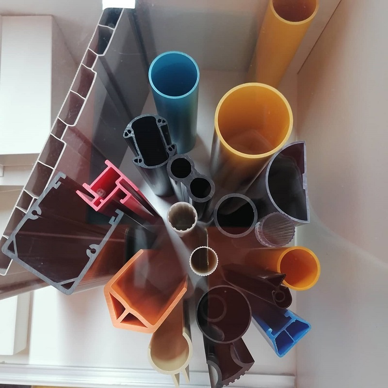 What is the difference between PE plastic pipe and PE pipe?